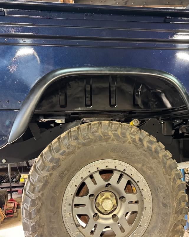 Defender 110/130 wheel arches - Image 3